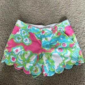 Lilly Pulitzer Buttercup Scallop Shorts